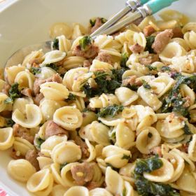 Orecchiette Pasta with Kale, Sausage and Garlic Chips 
